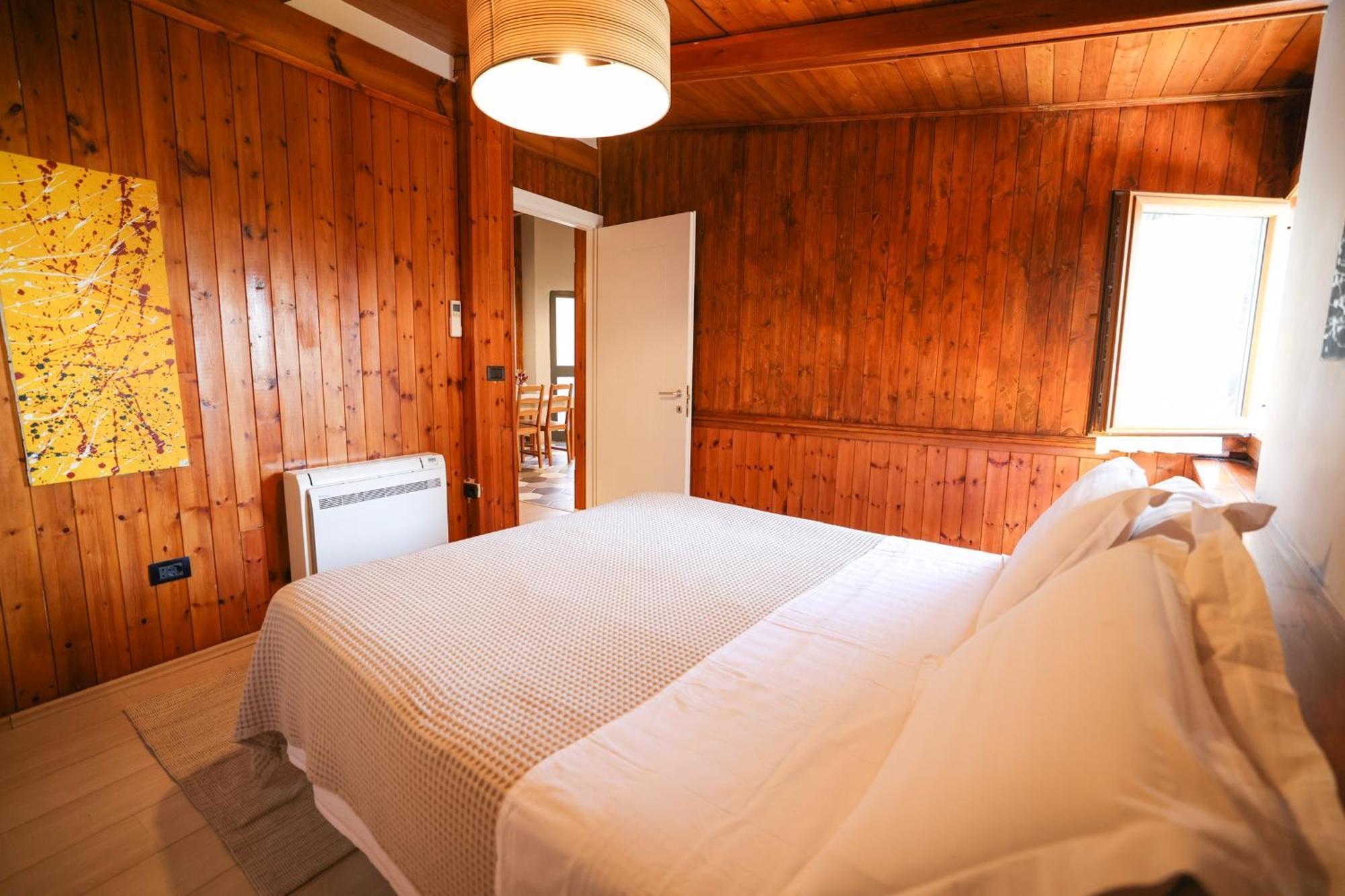 Experience, Authentic In The Heart Of Old * Tirana